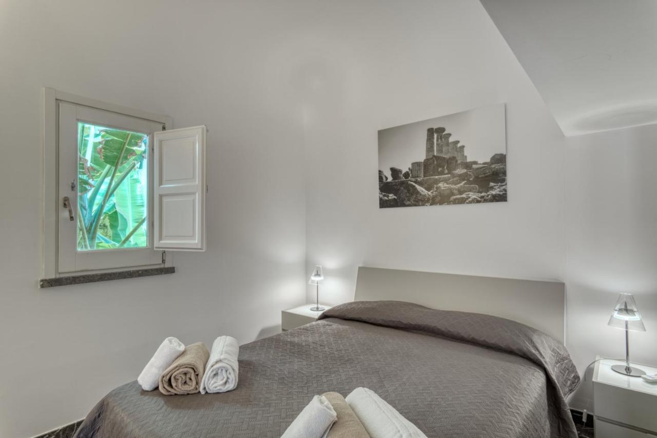 Villa Bordonaro - By Vacation Service Чефалу Экстерьер фото